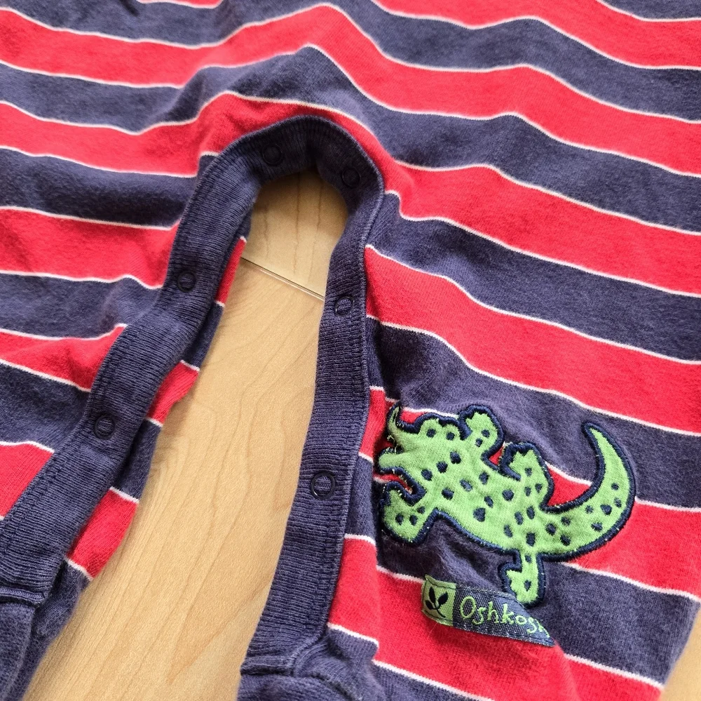 Vintage 1990s Y2K OshKosh B'Gosh red/navy blue striped alligator bodysuit